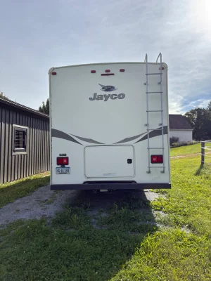 2017 JAYCO GREYHAWK photo 8