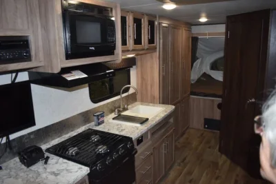 2018 JAYCO JAY FEATHER photo 19