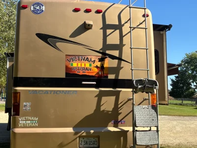 Used 2006 Holiday Rambler Vacationer 36