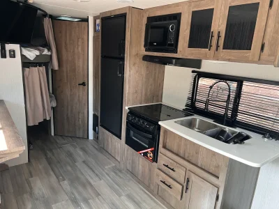 2023 PIONEER TRAVEL TRAILER photo 5