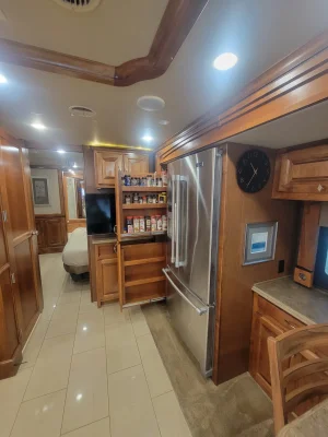2016 TIFFIN MOTORHOMES PHAETON photo 16