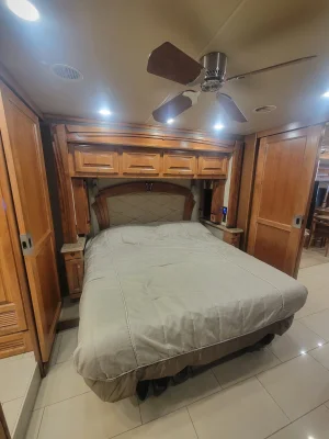 2016 TIFFIN MOTORHOMES PHAETON photo 20