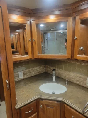 2016 TIFFIN MOTORHOMES PHAETON photo 25