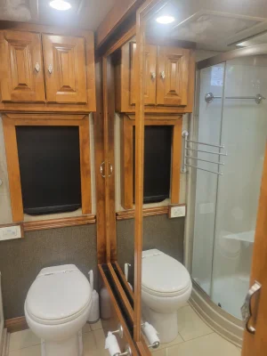 2016 TIFFIN MOTORHOMES PHAETON photo 24