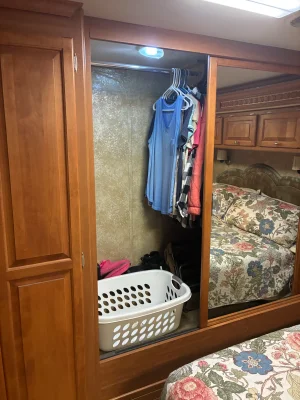 2009 TIFFIN MOTORHOMES PHAETON photo 27