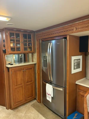 2009 TIFFIN MOTORHOMES PHAETON photo 14