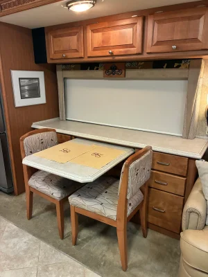 2009 TIFFIN MOTORHOMES PHAETON photo 12