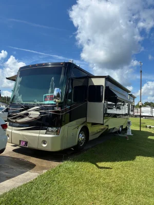 2009 TIFFIN MOTORHOMES PHAETON photo 9