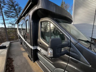 2018 WINNEBAGO FUSE photo 8