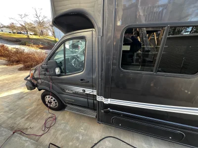 2018 WINNEBAGO FUSE photo 2