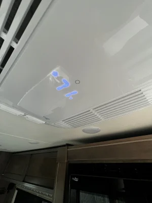 2018 WINNEBAGO FUSE photo 29
