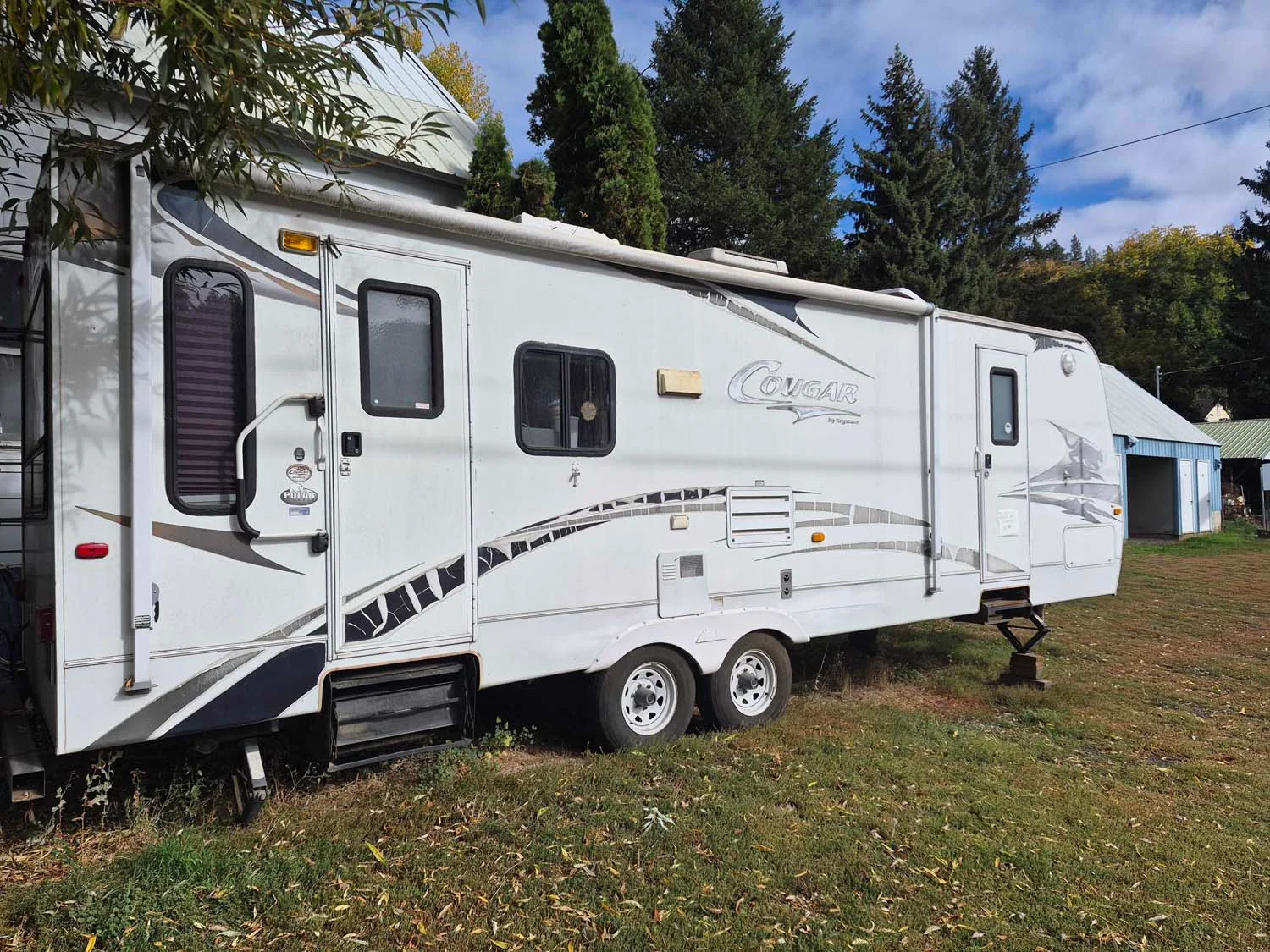 2007 KEYSTONE COUGAR exterior