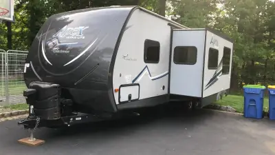 2018 COACHMEN APEX photo 2
