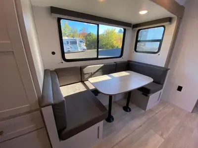 2027 Jayco Jay Flight photo 37