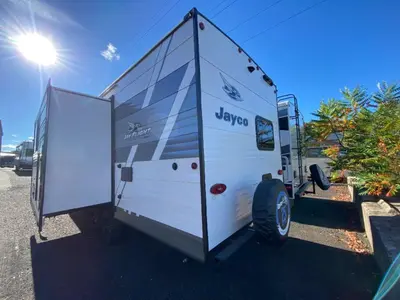 2027 Jayco Jay Flight photo 7