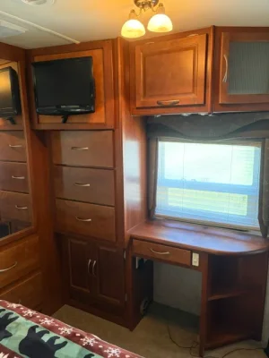 2005 FLEETWOOD PACE ARROW photo 10