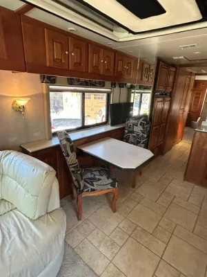 2002 HOLIDAY RAMBLER NAVIGATOR photo 5
