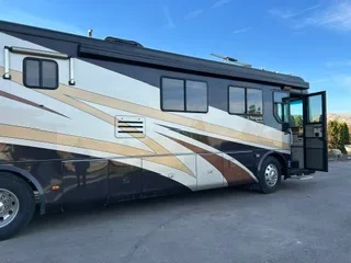 2002 HOLIDAY RAMBLER NAVIGATOR photo 27