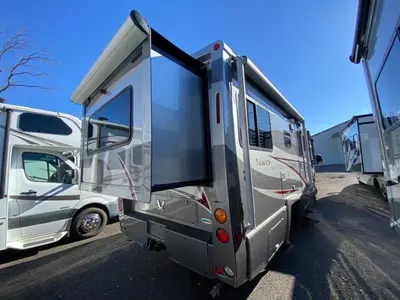 2009 Itasca Navion iQ photo 9