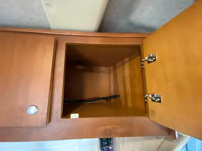 2009 Itasca Navion iQ photo 18