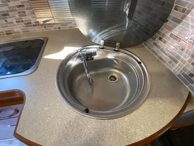 2009 Itasca Navion iQ photo 29
