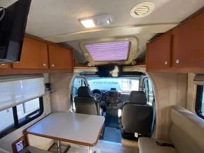 2009 Itasca Navion iQ photo 14
