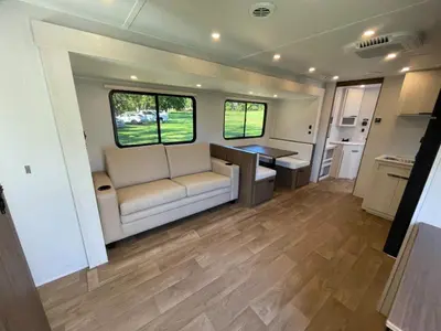 2027 Winnebago Access photo 4
