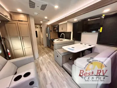 2027 Thor Motor Coach Omni Trail photo 13