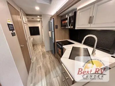 2027 Thor Motor Coach Omni Trail photo 25