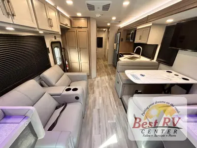 2027 Thor Motor Coach Omni Trail photo 10