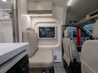 2027 Thor Motor Coach Talavera photo 15