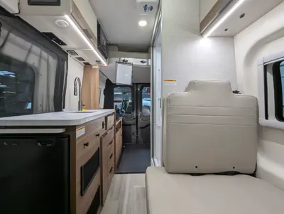 2027 Thor Motor Coach Talavera photo 23