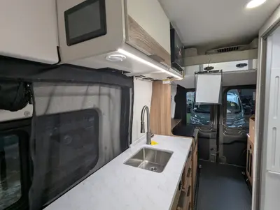 2027 Thor Motor Coach Talavera photo 25