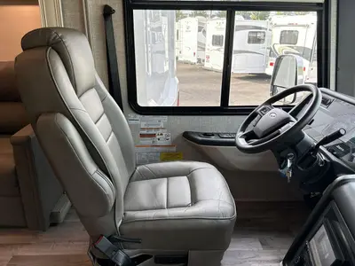 2022 Jayco Precept photo 22