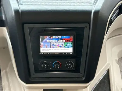 2022 Jayco Precept photo 26