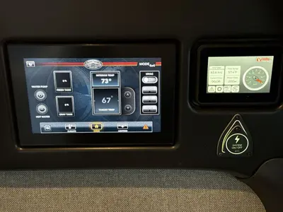 2023 Storyteller Overland Stealth Mode photo 29