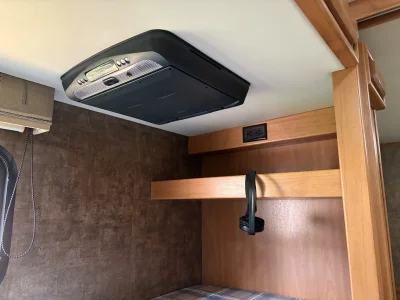 2012 TIFFIN MOTORHOMES ALLEGRO photo 15