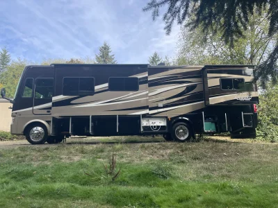 Used 2012 Tiffin Motorhomes Allegro 35 Qba
