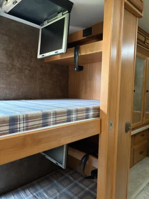 2012 TIFFIN MOTORHOMES ALLEGRO photo 18