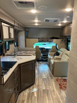 2021 THOR MOTOR COACH FOUR WINDS photo 12