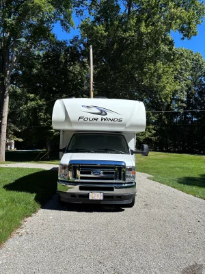 2021 THOR MOTOR COACH FOUR WINDS photo 4