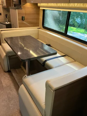 2017 WINNEBAGO ITASCA NAVION photo 14