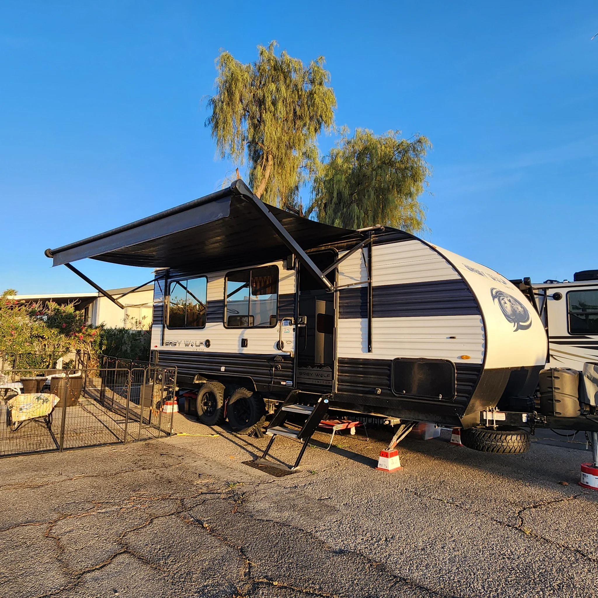 2023 FOREST RIVER CHEROKEE GREY WOLF exterior