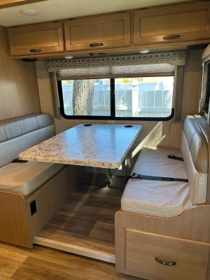 2020 THOR MOTOR COACH FOUR WINDS photo 11