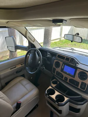 2020 THOR MOTOR COACH FOUR WINDS photo 5