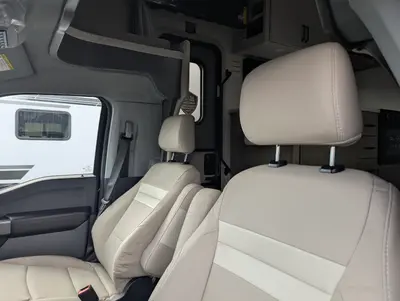 2027 Thor Motor Coach Omni photo 21