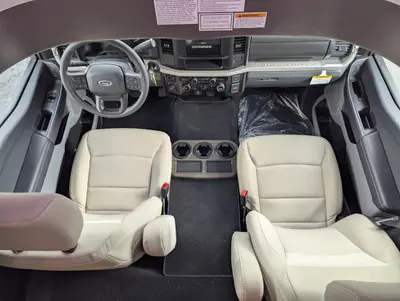 2027 Thor Motor Coach Omni photo 22
