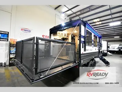 New 2027 Forest River Cherokee Grey Wolf 18RR
