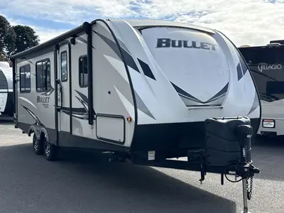 2021 Keystone Bullet photo 3