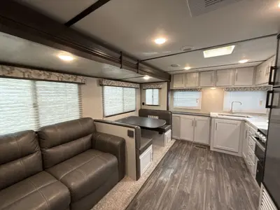 2021 Keystone Bullet photo 23